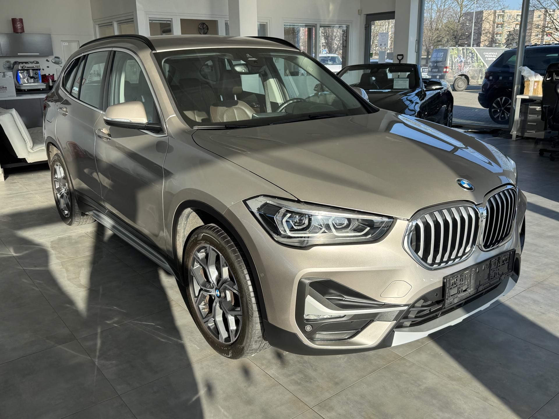 BMW X1, xDrive 18d X-LINE LED NAVI