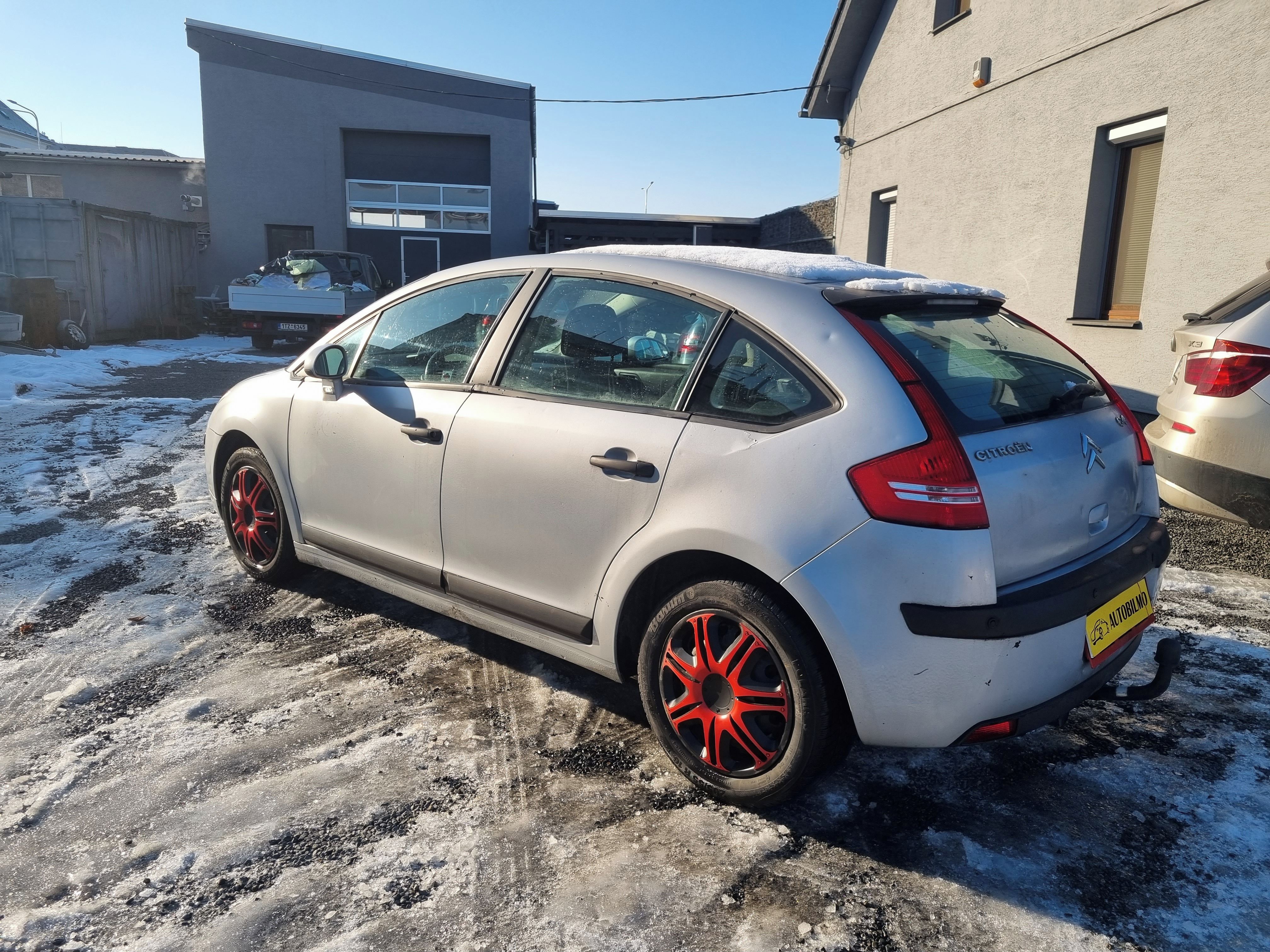 Citroën C4, 1.4 65KW Klima Tažné - fotka 4