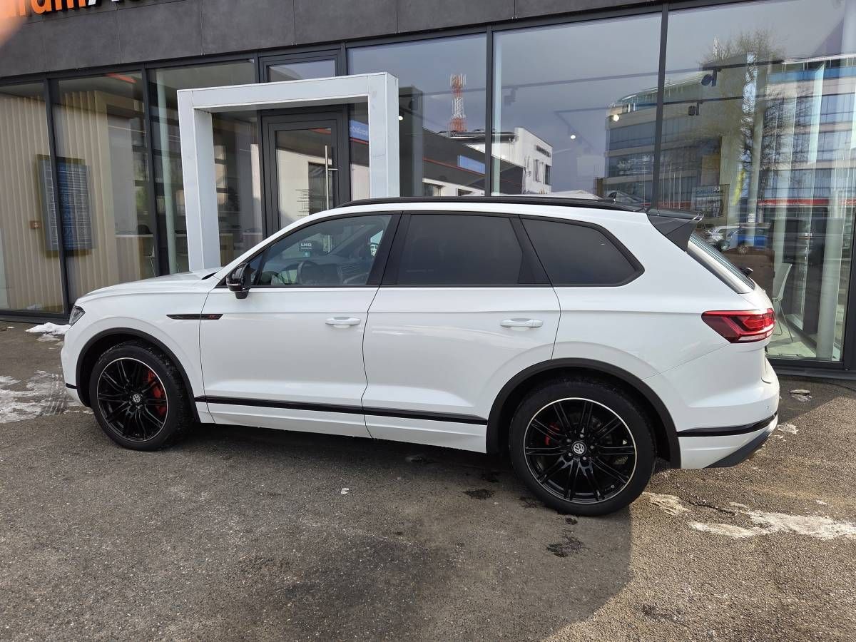 Volkswagen Touareg, 3.0 TDI DSG Vzduch - fotka 2