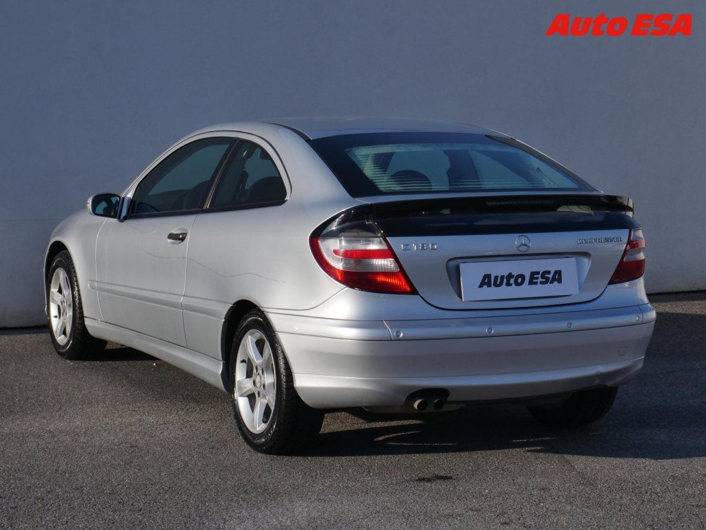 Mercedes-Benz Třídy C, 1.8 i,autoAC - fotka 6