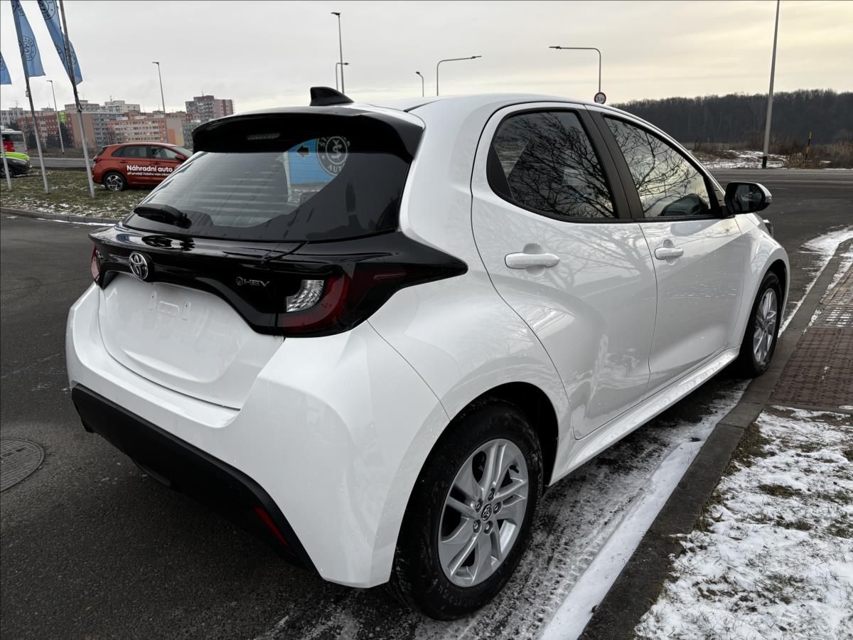 Toyota Yaris, 1,5 1.5HEV 116k  Comfort - fotka 6