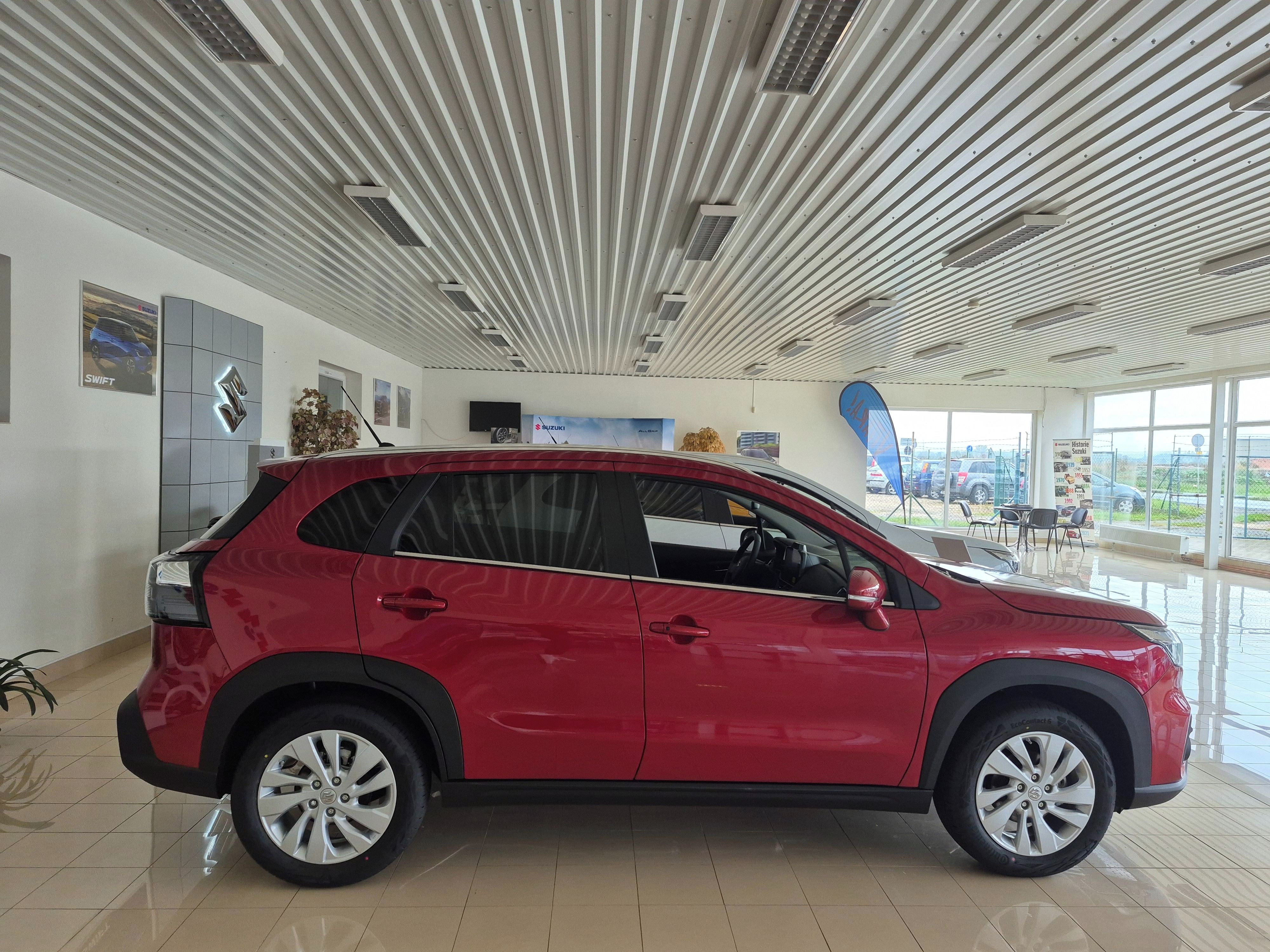 Suzuki S-Cross, 1,4 Premium 4x4 - fotka 5