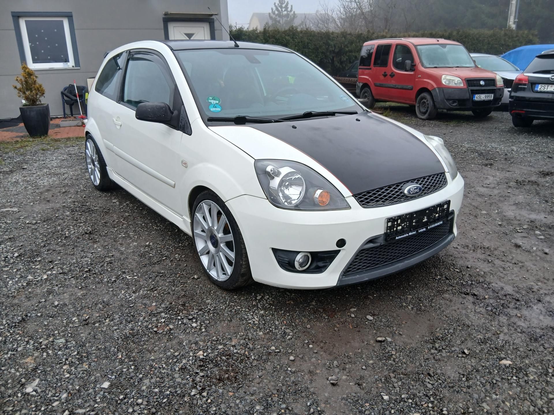 Ford Fiesta, original "ST" 150 PS - fotka 2