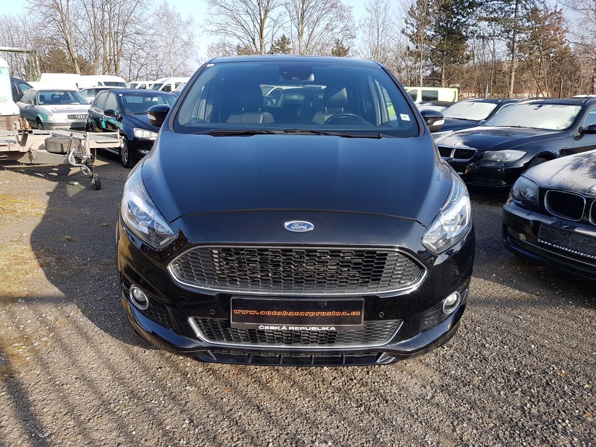 Ford S-MAX, 2.0TDCi 140KW ST-LINE F1 - fotka 2
