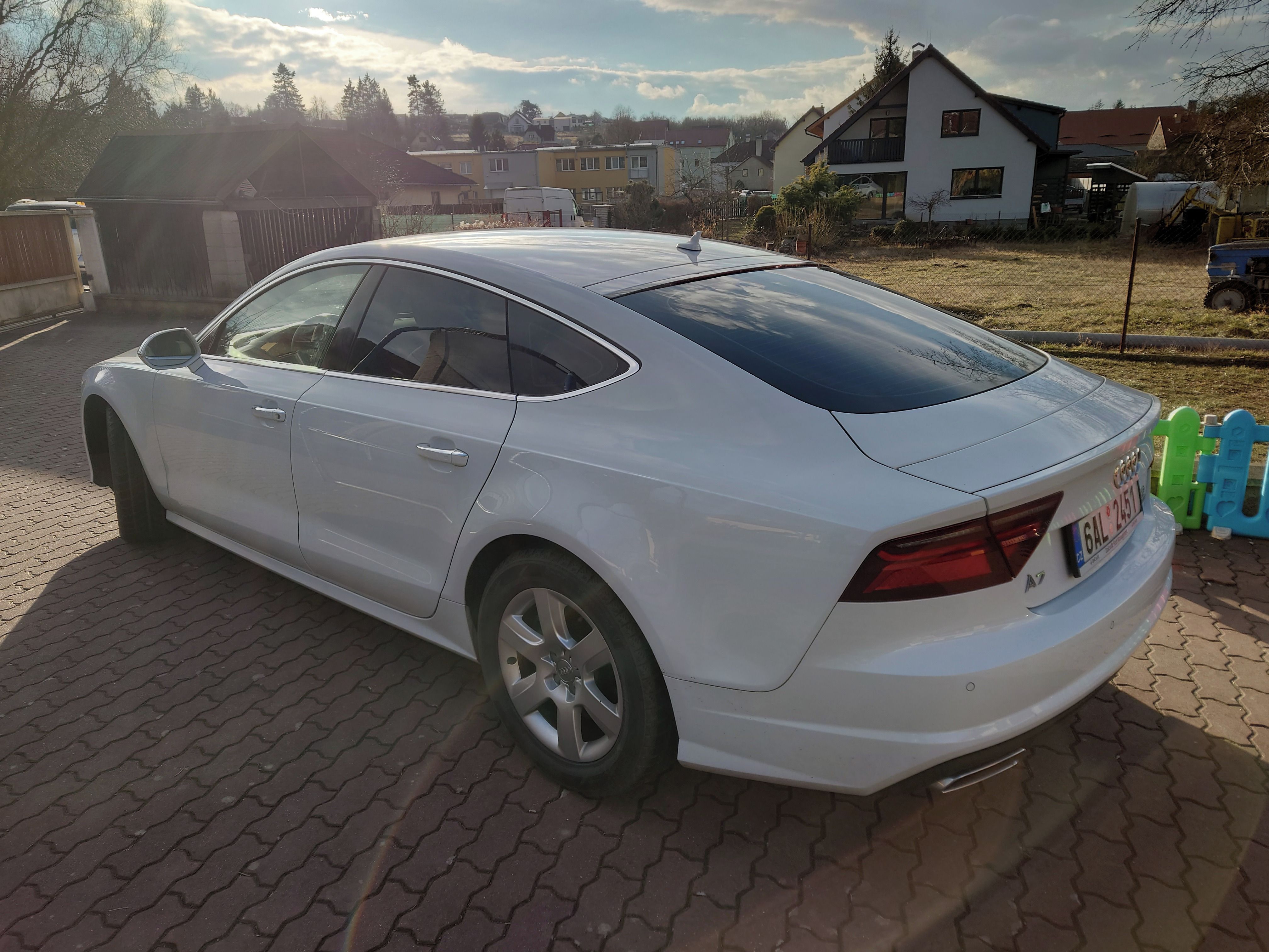 Audi A7, SUPER,1.maj nové ČR servis top - fotka 2