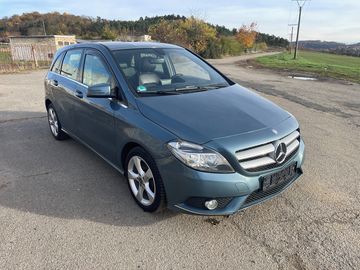 B200 turbo 115kw Sport manuál