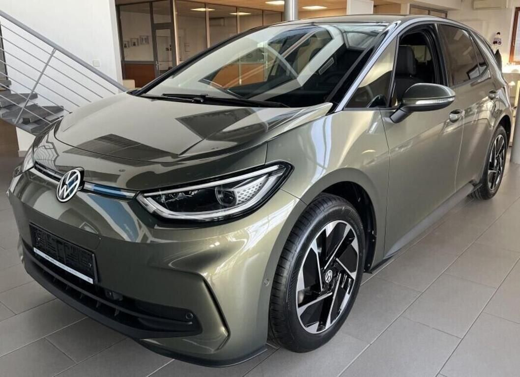 Volkswagen ID.3, Pure People  125 kW 52 kW