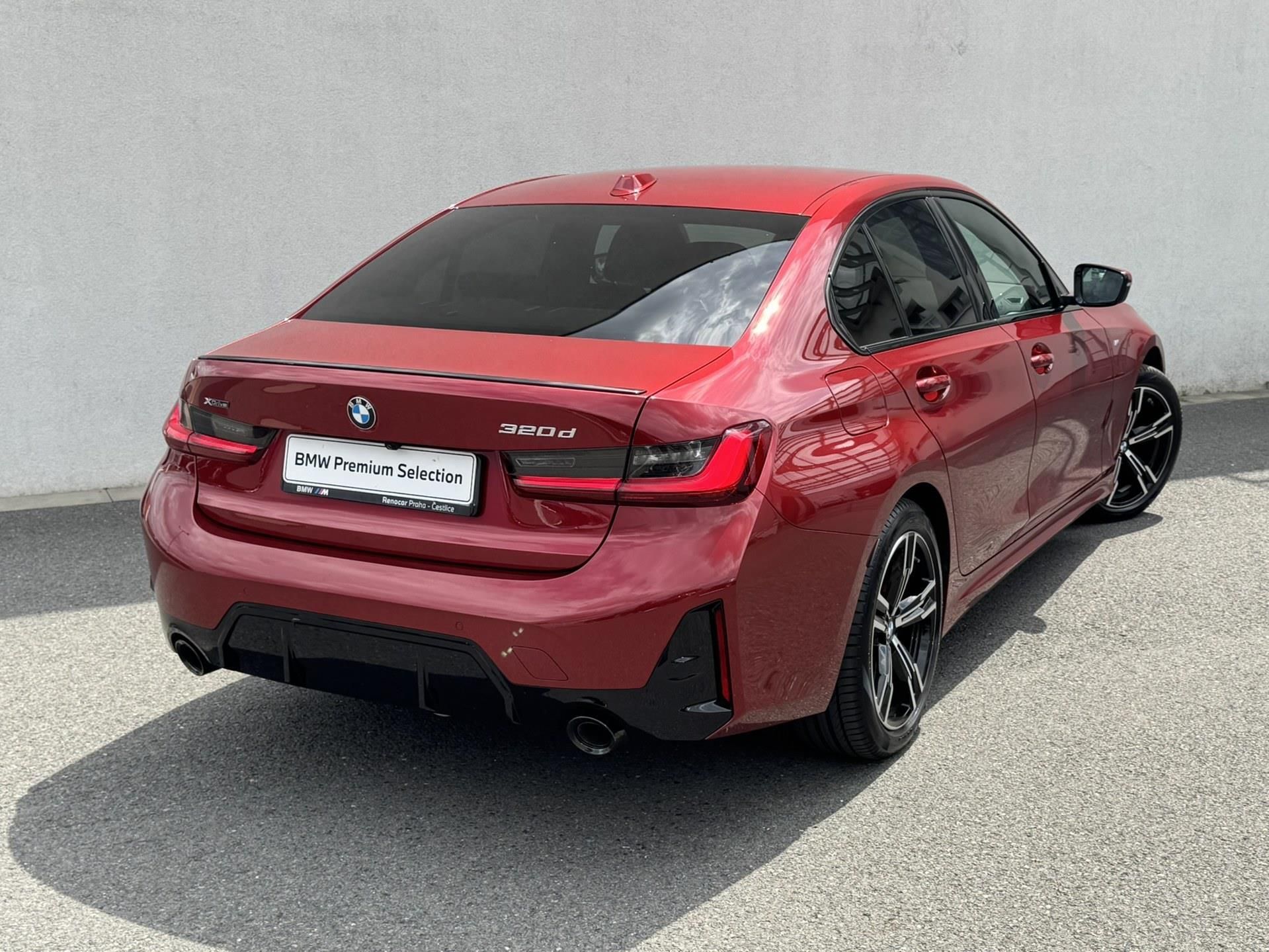 BMW Řada 3, 320d xDrive sedan - fotka 2