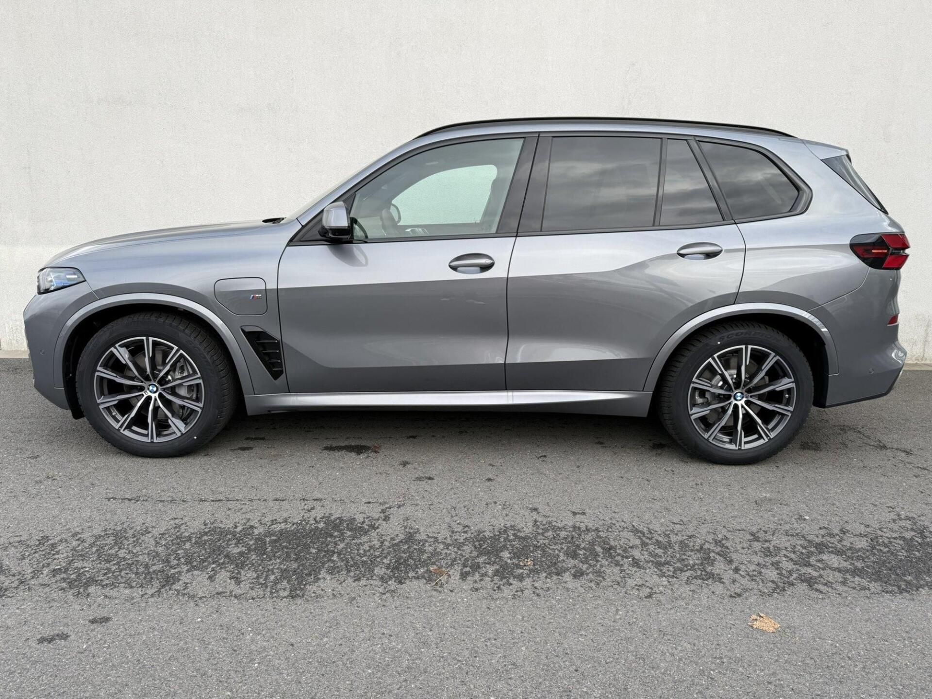 BMW X5, X5 xDrive50e - fotka 4
