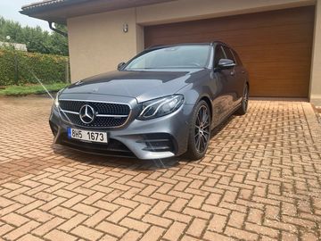 E43 AMG servis Mercedes