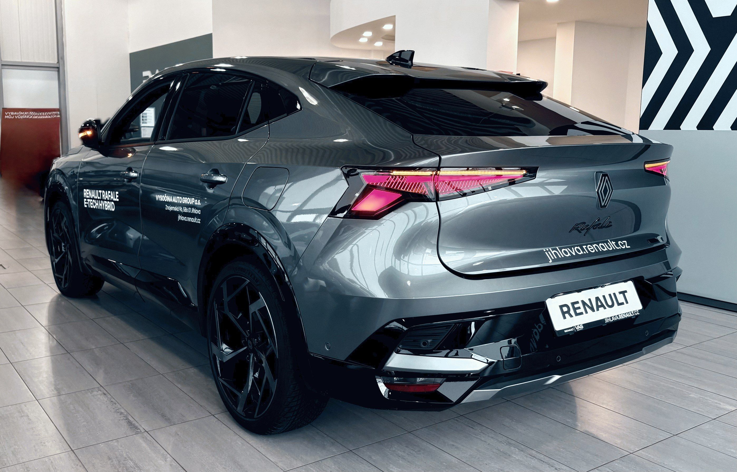 Renault Rafale, Hybrid E-Tech 4x4 300 - fotka 3