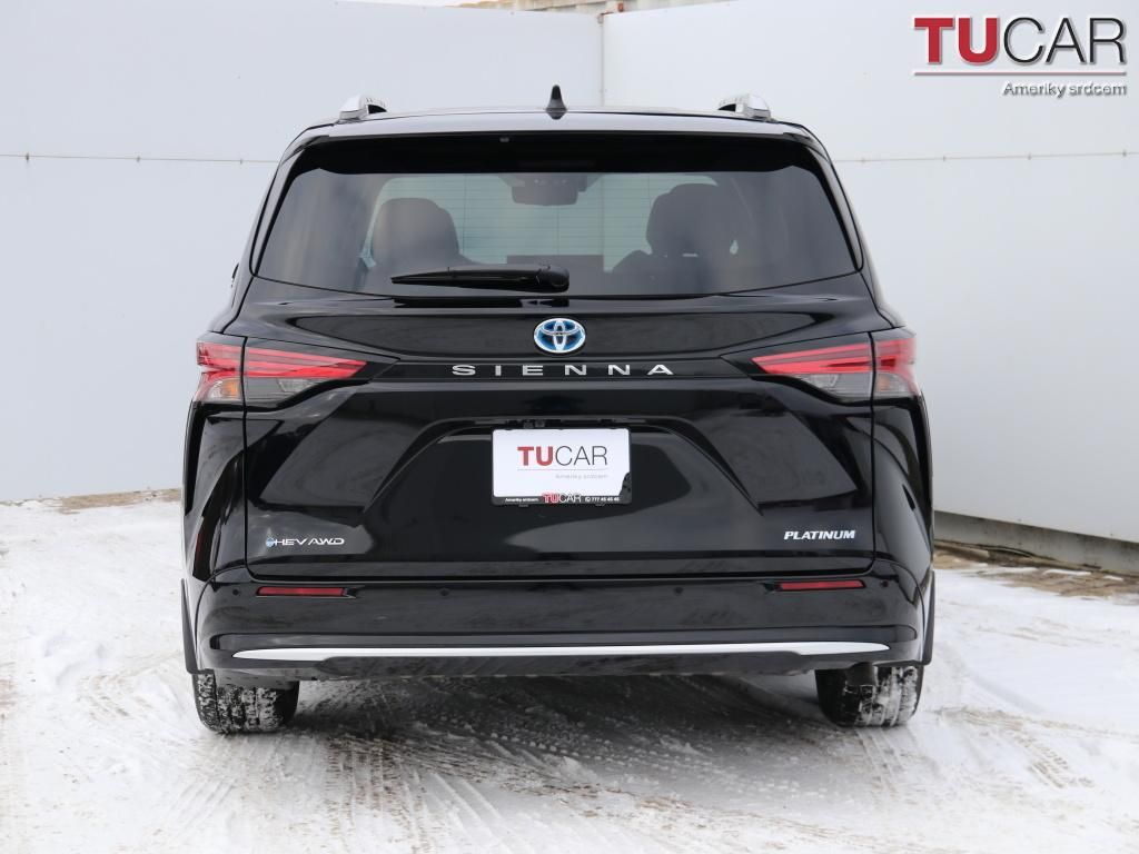 Toyota Sienna, Platinum 2.5 HEV AWD - fotka 6