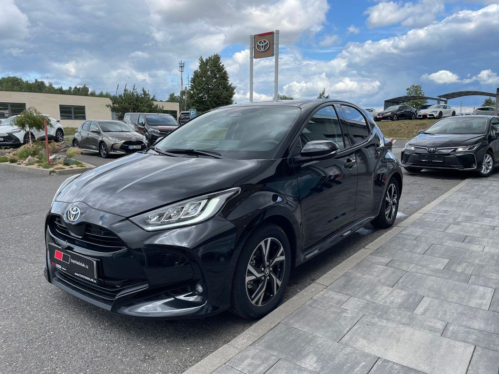 Toyota Yaris, 1.5 HEV Style - fotka 3