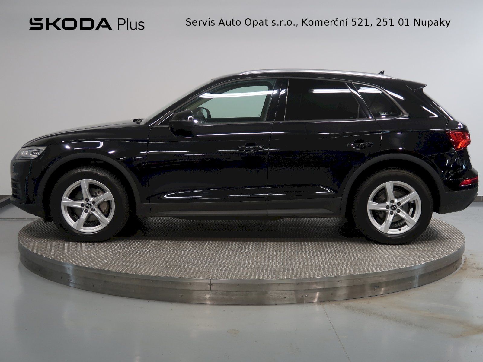 Audi Q5, 2.0TDI 100KW - fotka 3