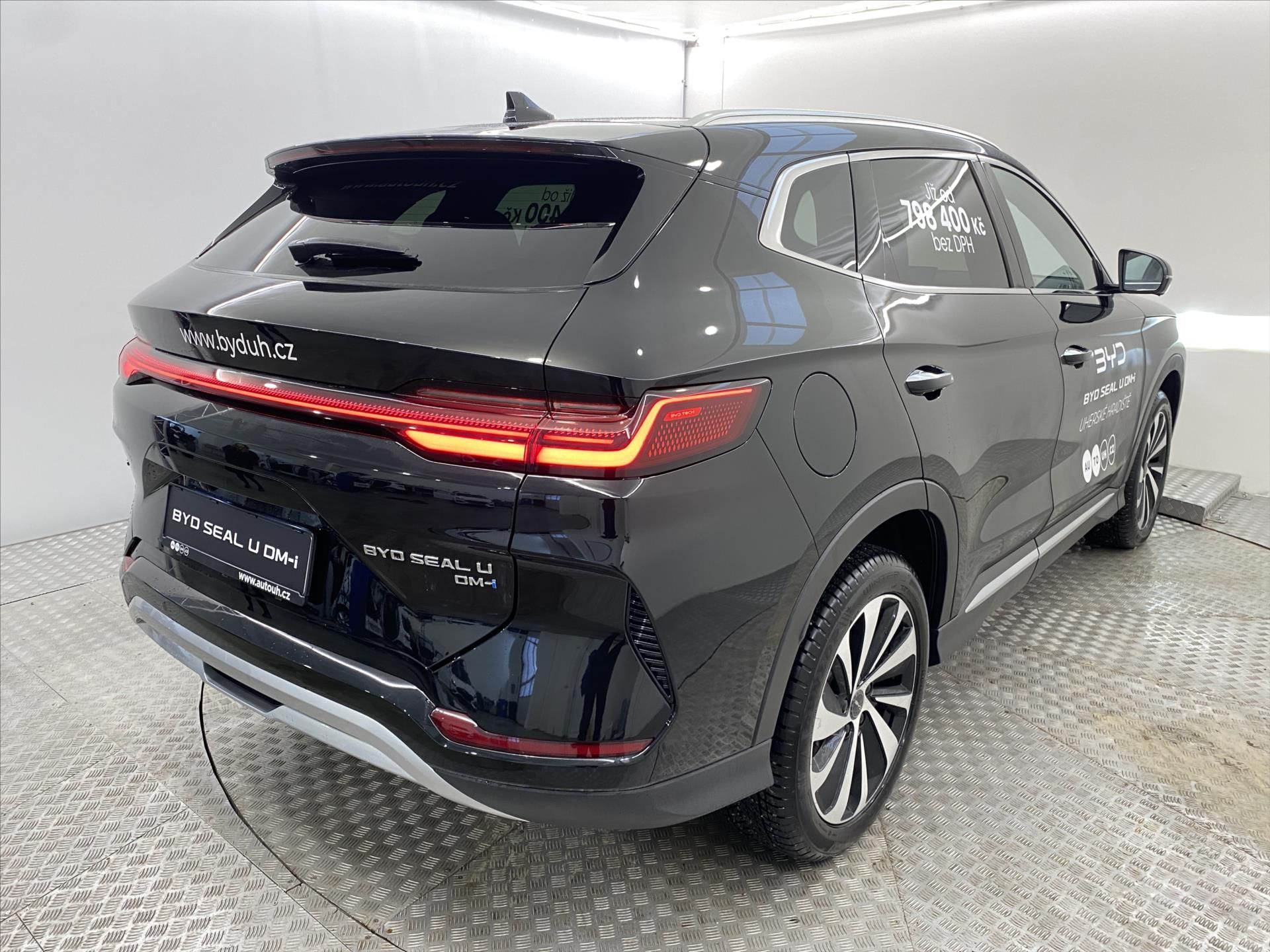 BYD Seal U, Turbo 238 Kw 4x4 Design - fotka 2