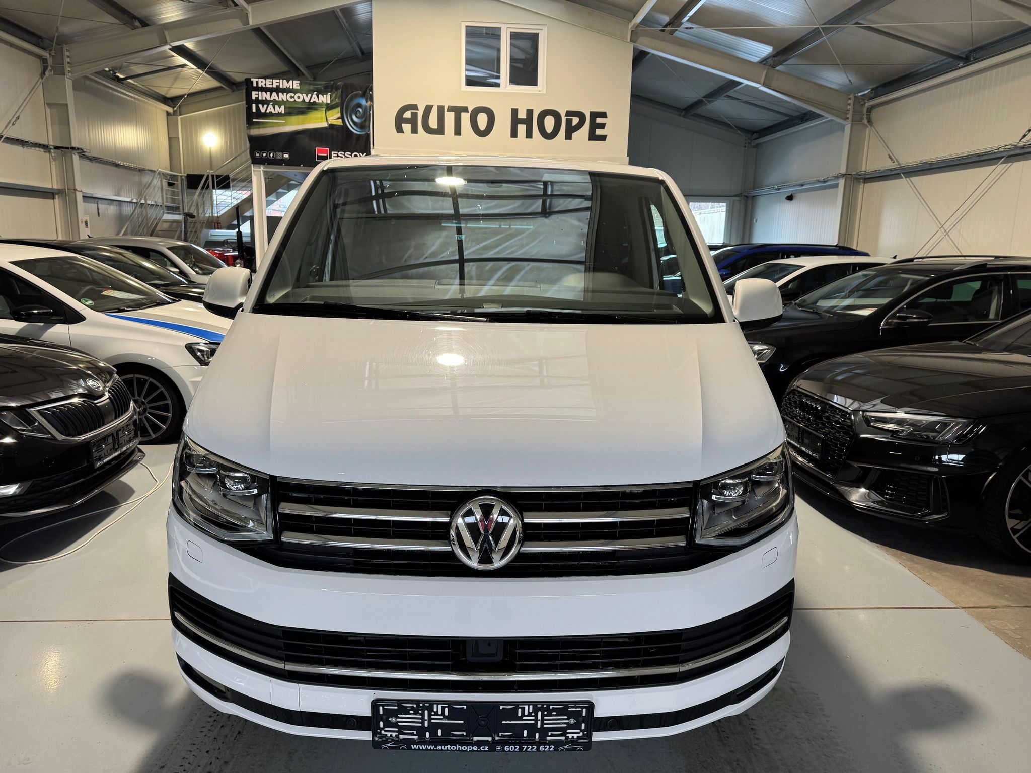 Volkswagen Multivan, 2,0 TDI DSG Comfortline 7míst - fotka 2