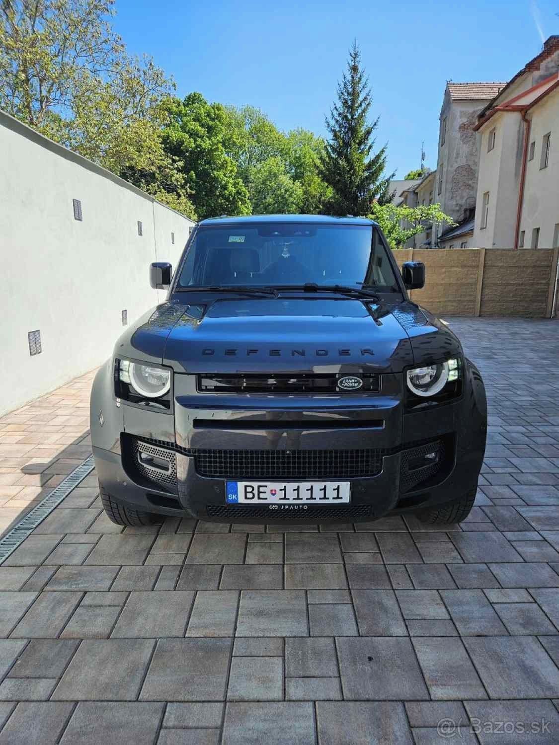 Land Rover Defender, Land Rover Defender 110 3.0D I