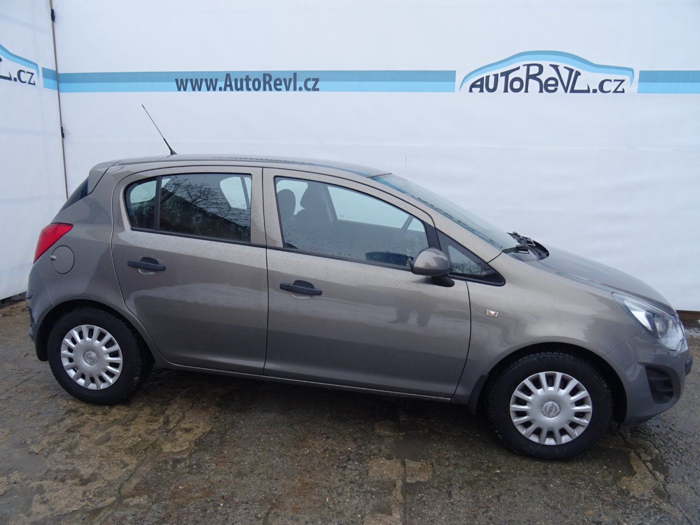 Opel Corsa, 1.2i,63kW,1majČR,S.kniha,klima - fotka 5