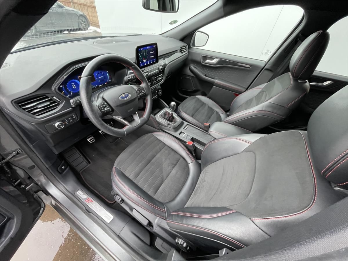 Ford Kuga, 1,5 EcoBlue ST-Line X - fotka 4