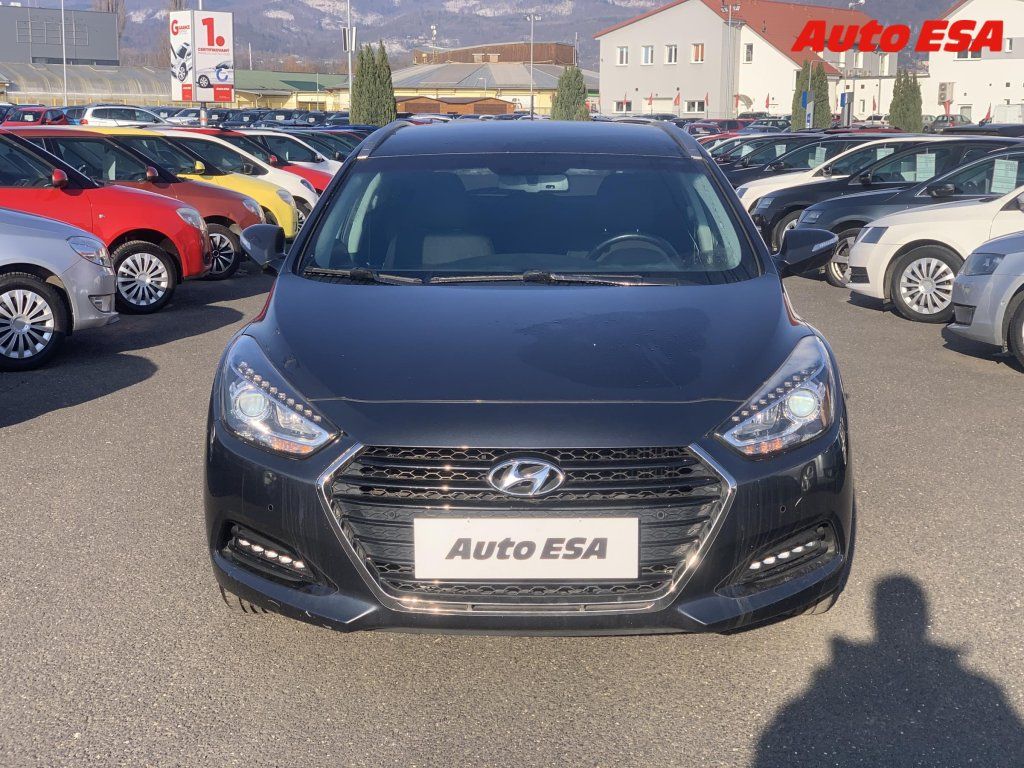 Hyundai i40, 1.7 CRDi,Automat - fotka 2