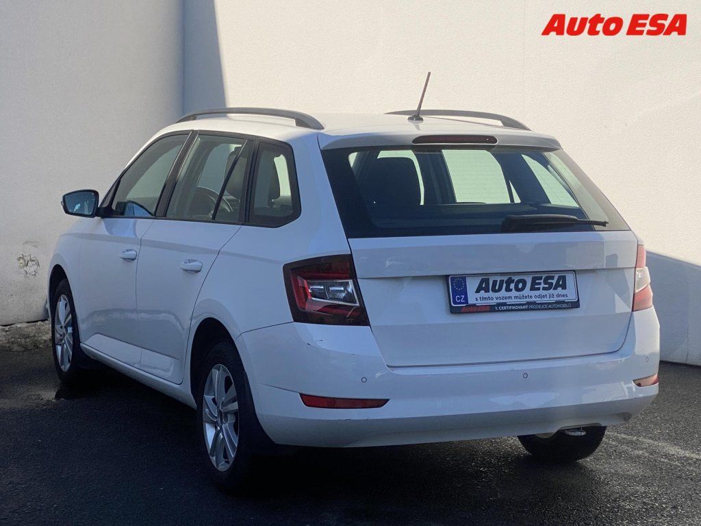 Škoda Fabia, 1.0 TSi,Style,+kola - fotka 6