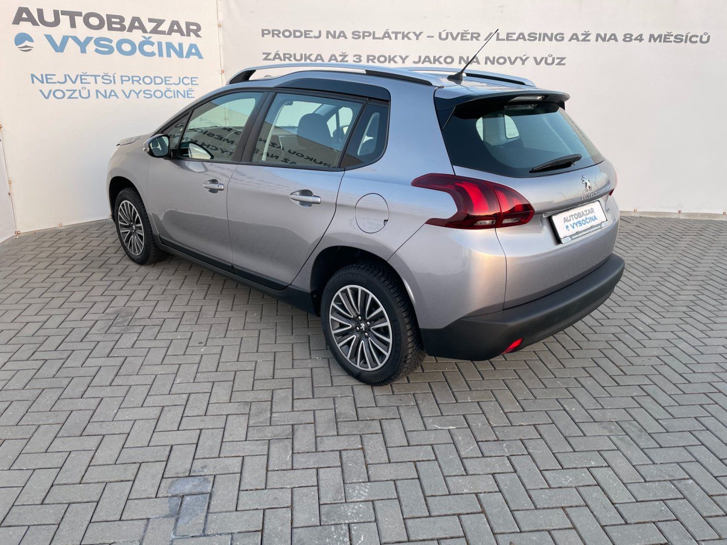 Peugeot 2008, 1.2PT Car Play! Navigace! - fotka 6