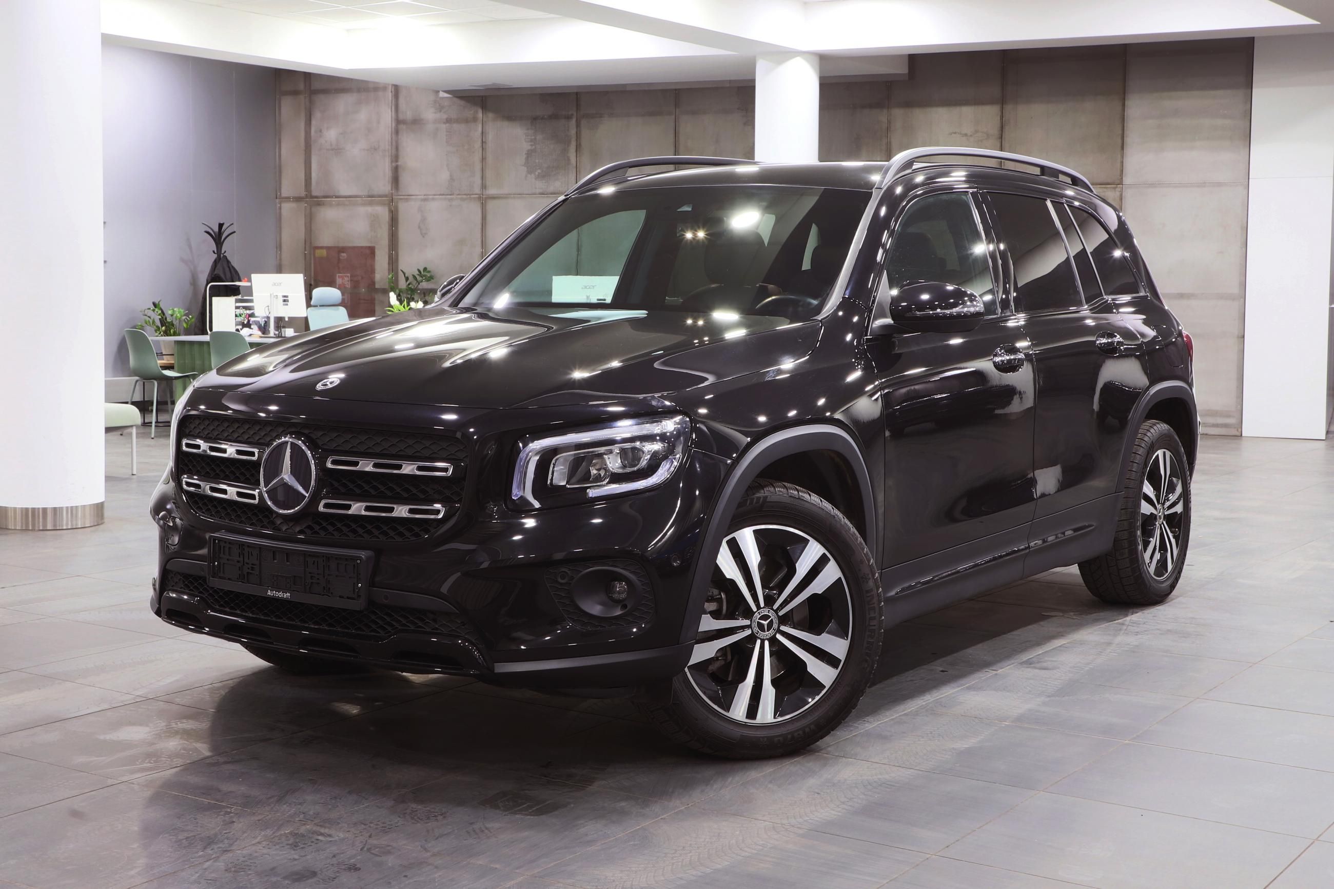 Mercedes-Benz GLB, GLB 200d 4MATIC 4x4 110kW - fotka 2