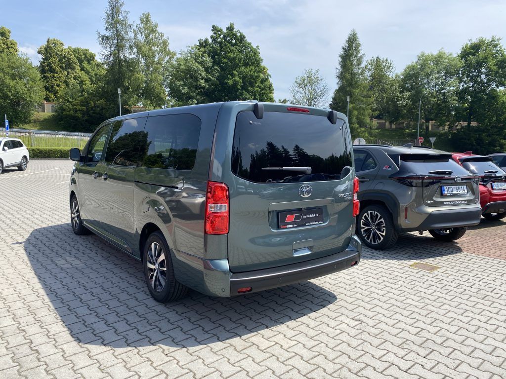 Toyota Proace Verso, 2,0 Diesel L2 8/AT Family Web - fotka 5
