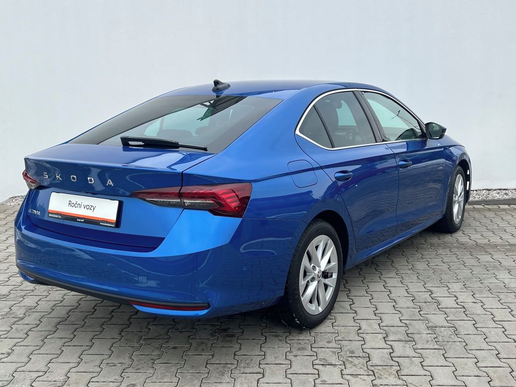 Škoda Octavia, Top Selection 1.5 TSI 110 kW - fotka 3