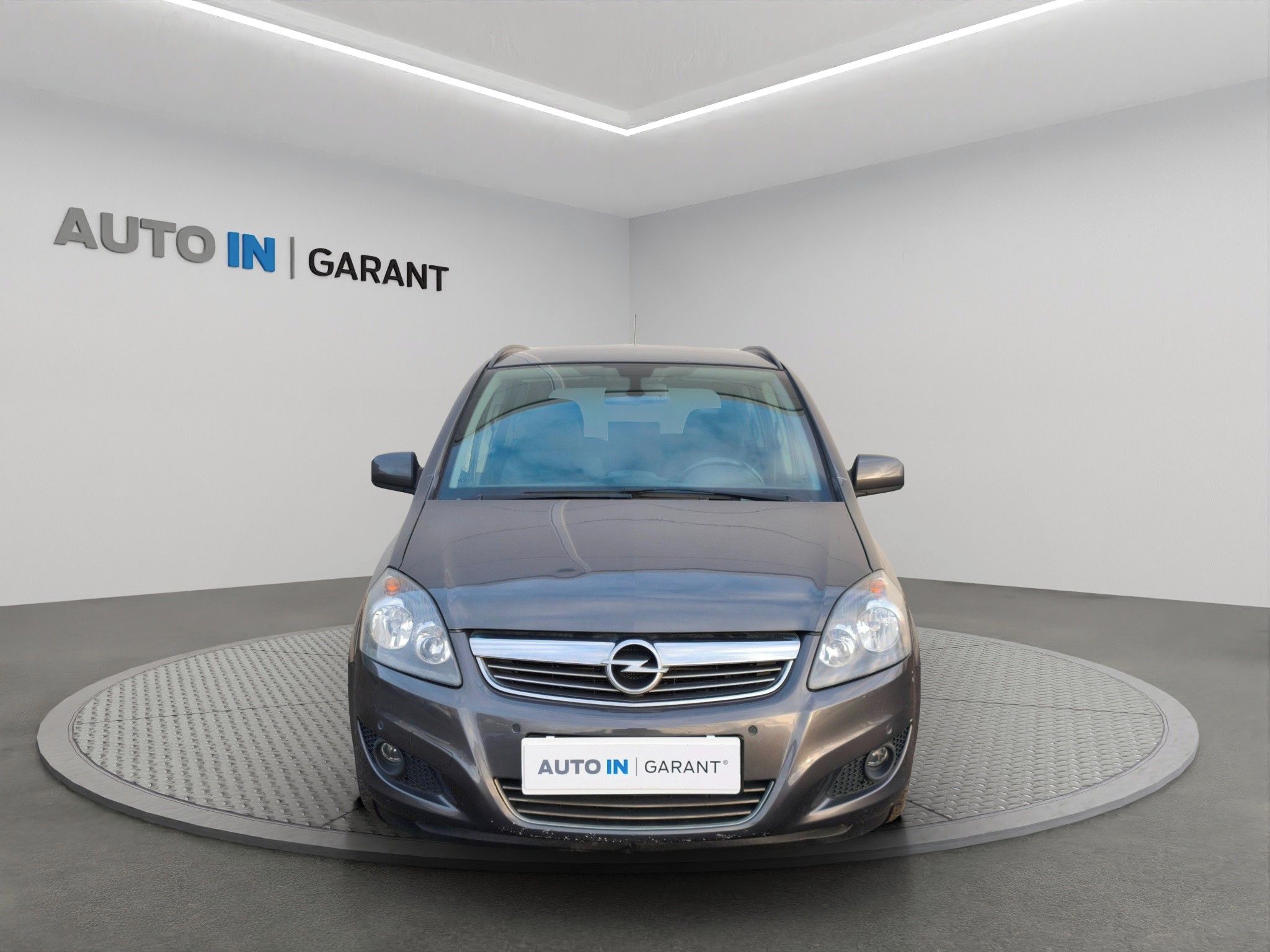 Opel Zafira, 1.6 85kw, ČR, 1.maj, tažné - fotka 2