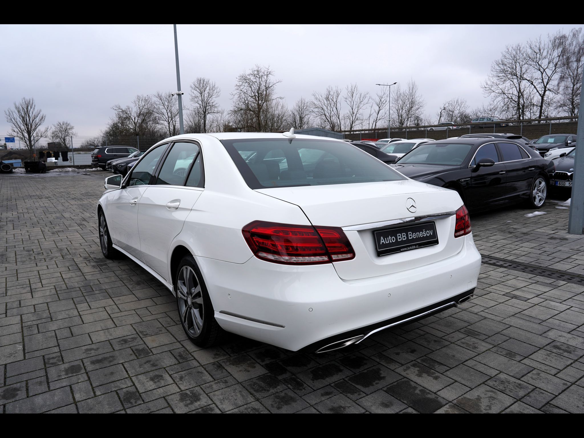 Mercedes-Benz Třídy E, E 220d Avantgarde/kůže/AT/ČR - fotka 4