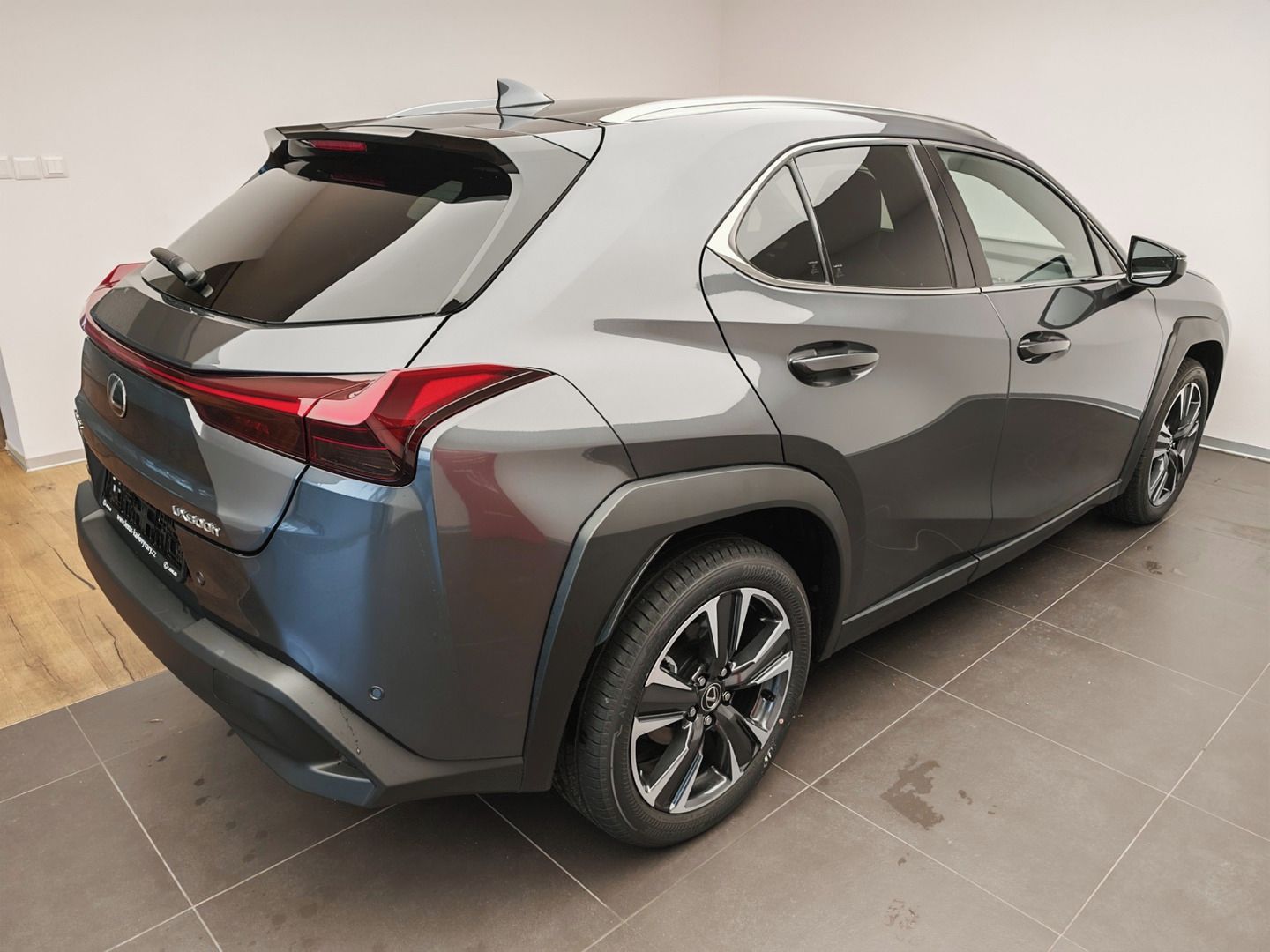 Lexus UX 300h, 300h Business TECH - fotka 4