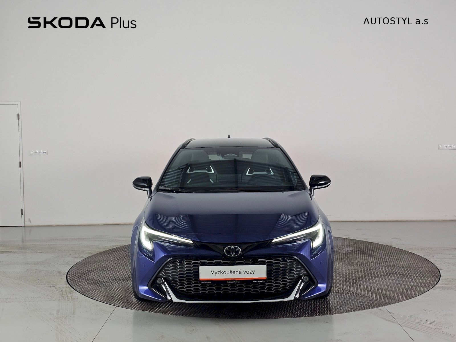 Toyota Corolla, 2.0HEV 197k GR Dynamic - fotka 4