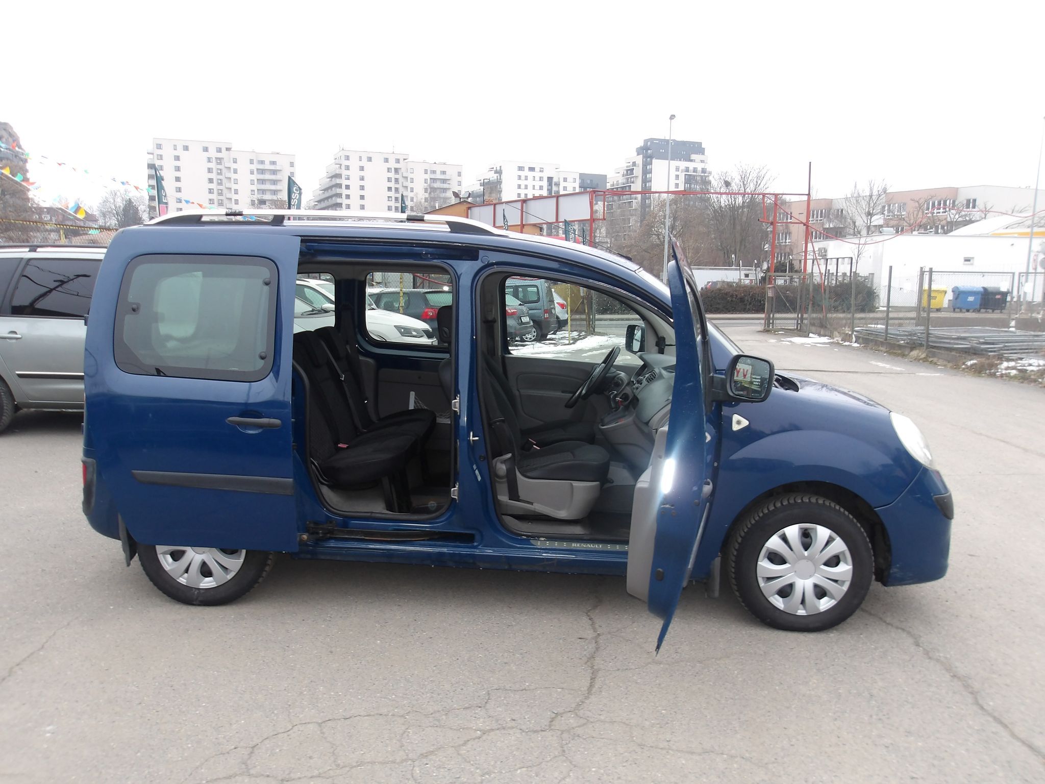 Citroën Berlingo, 1,5DCi ČR PĚKNÝ ! - fotka 3