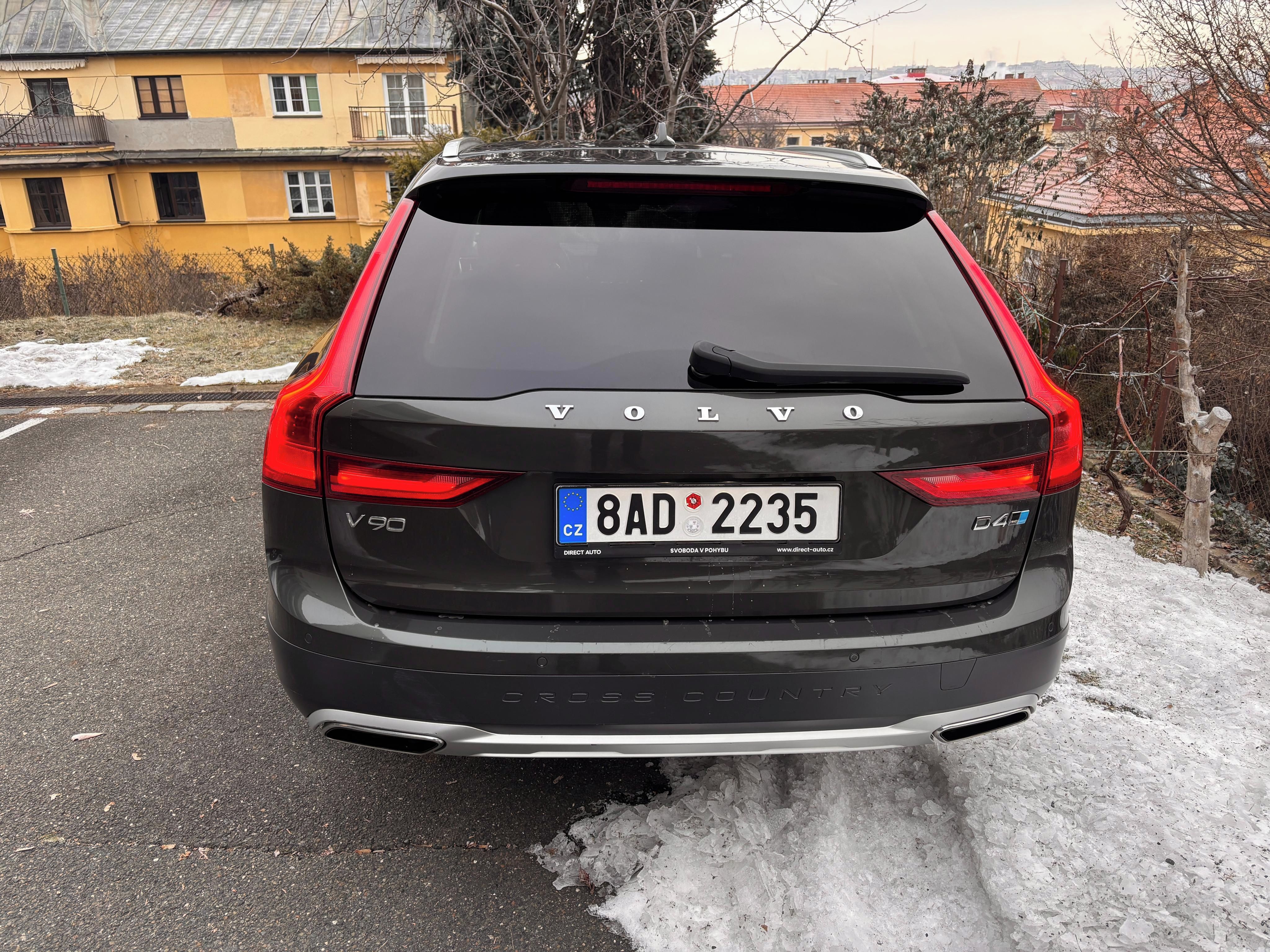 Volvo V90, Volvo V90 CC D4 AWD Polestar - fotka 5
