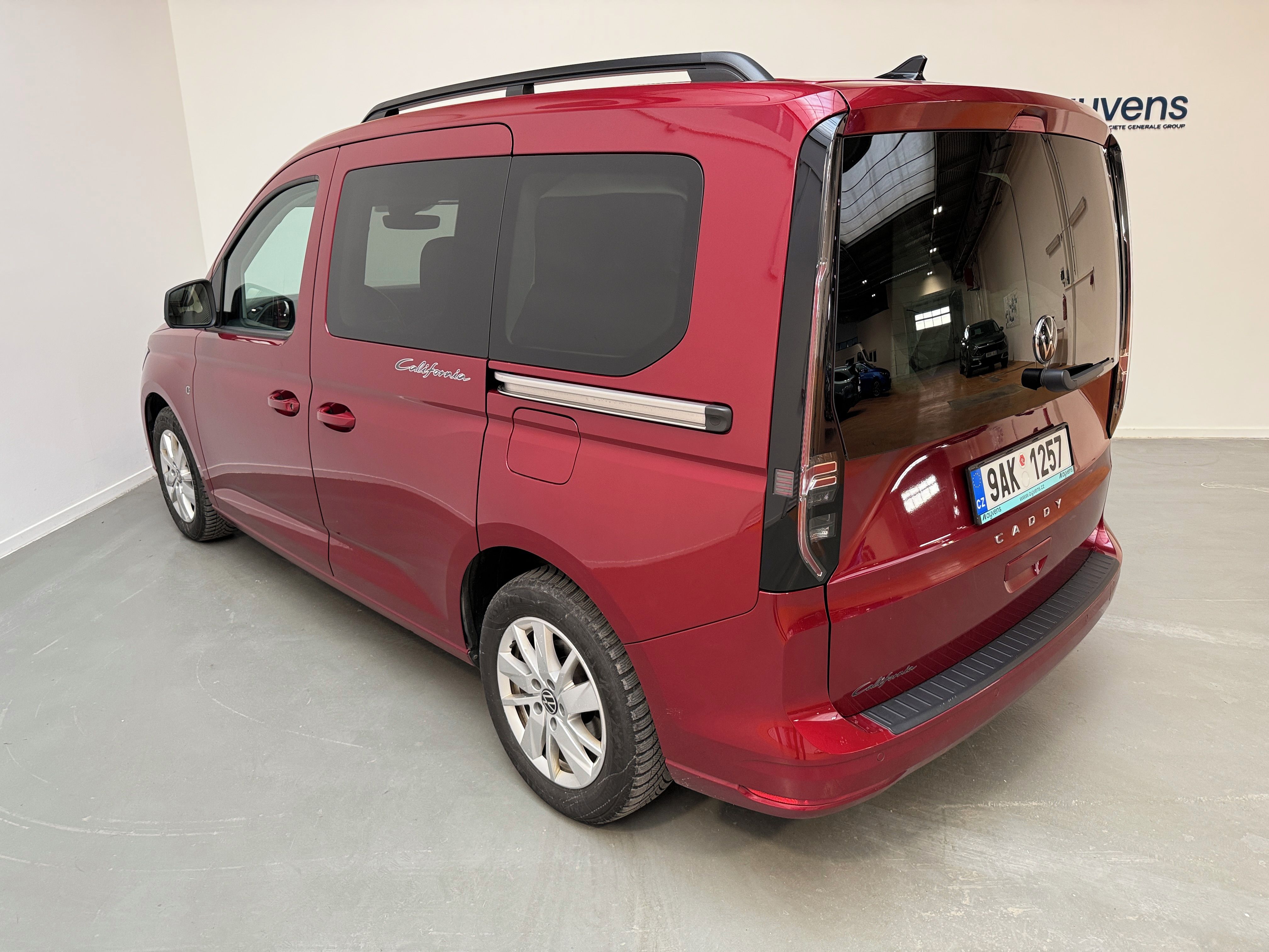Volkswagen Caddy, 2.0 TDI 90kW DSG California - fotka 3