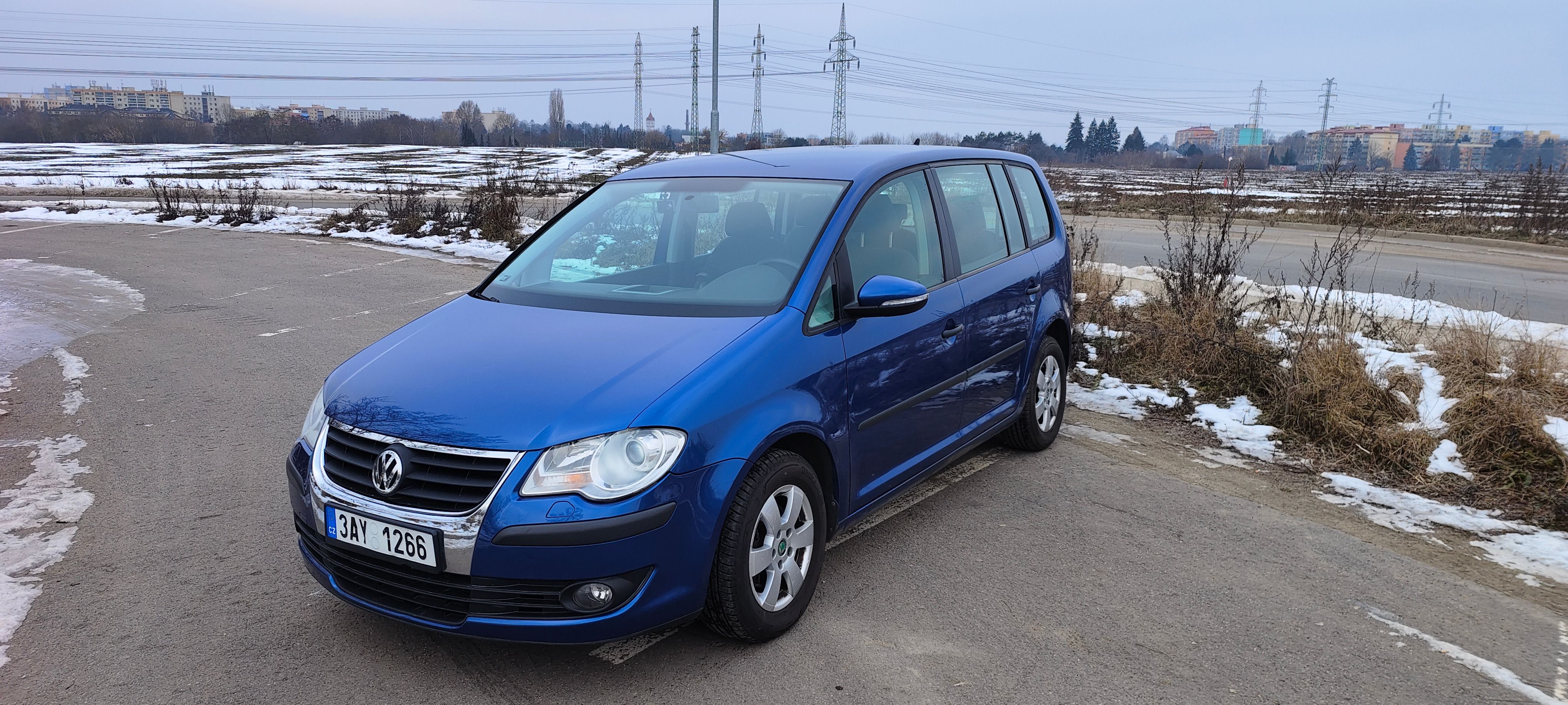 Volkswagen Touran, VW Touran 1.4 TSi 7m !výbava!