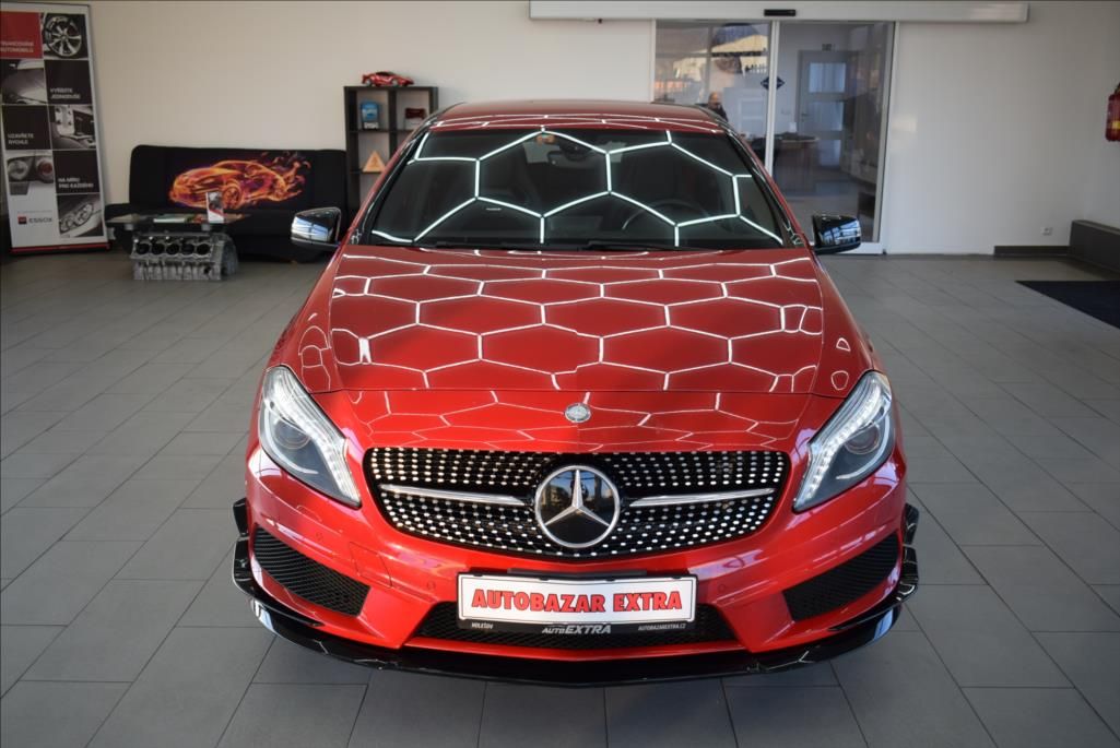 Mercedes-Benz Třídy A, 2,0 i, 250 SPORT,aut,navi, - fotka 2