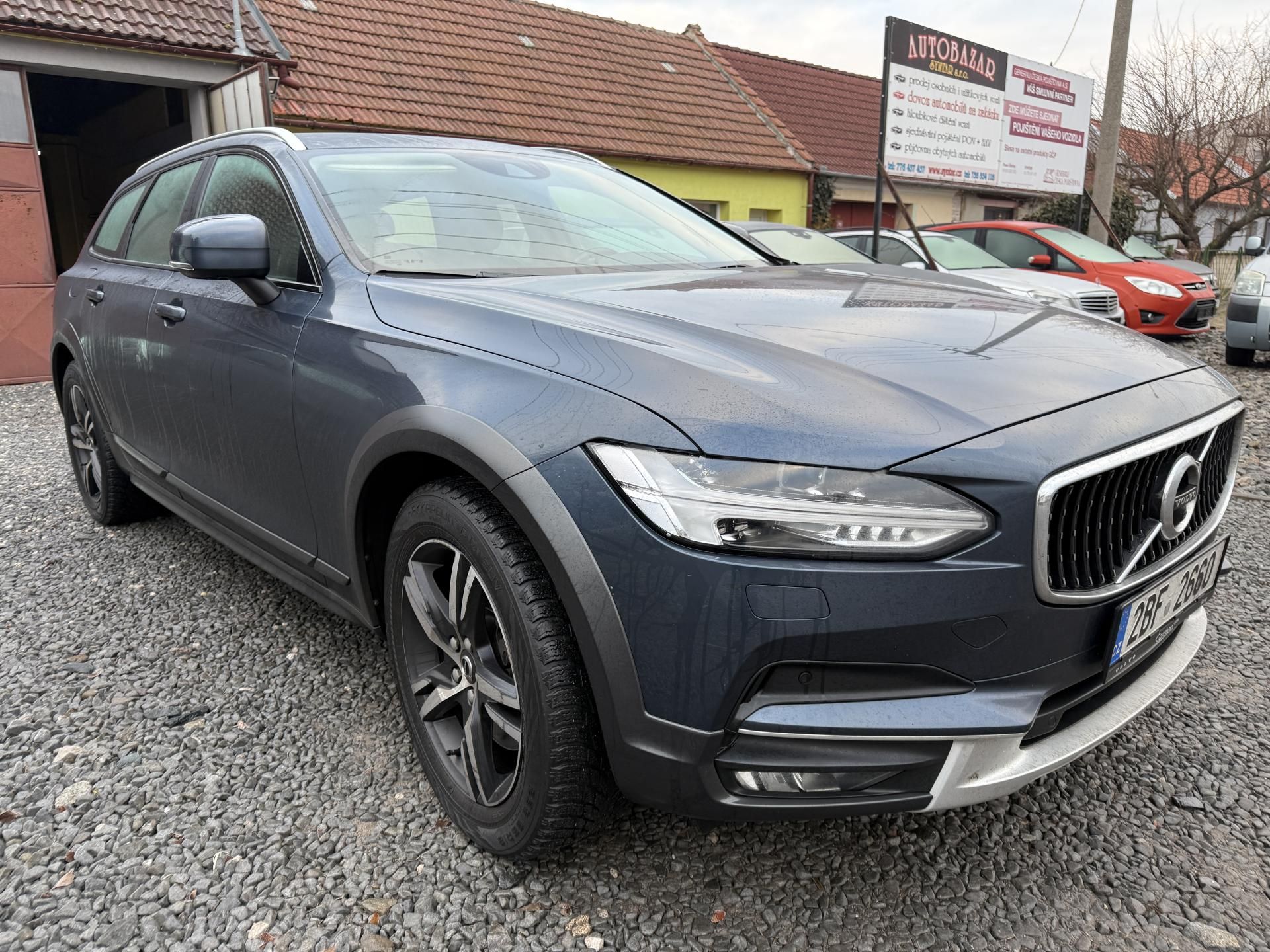 Volvo V90, 2.0 D4 CROSS COUNTRY POLESTAR - fotka 6