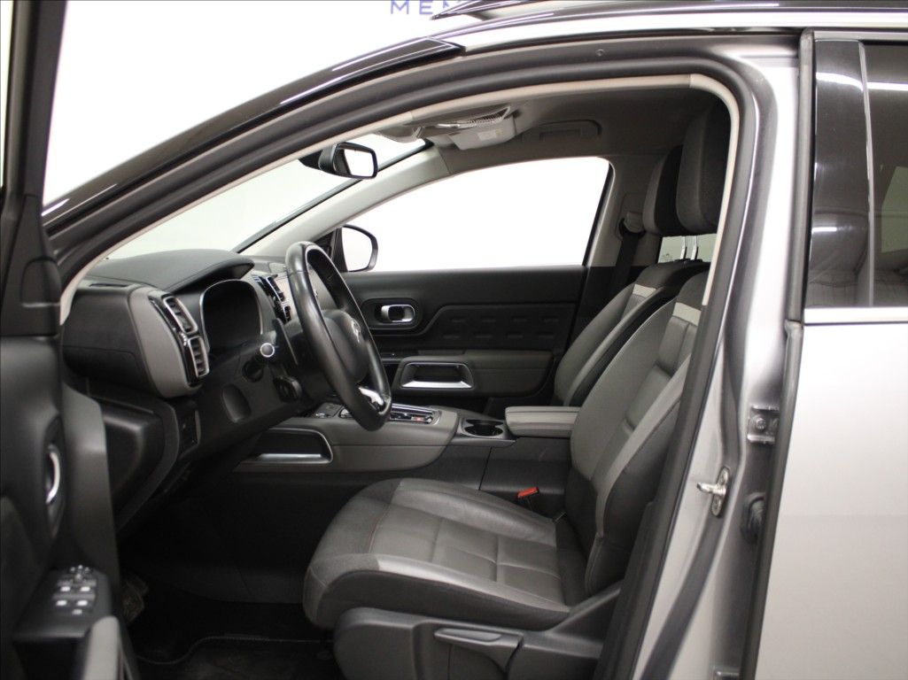 Citroën C5 Aircross, 1,6 PT 133kW AT Shine 96tkm. - fotka 6
