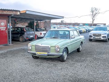 240D W115 1978 - ŠPANĚL