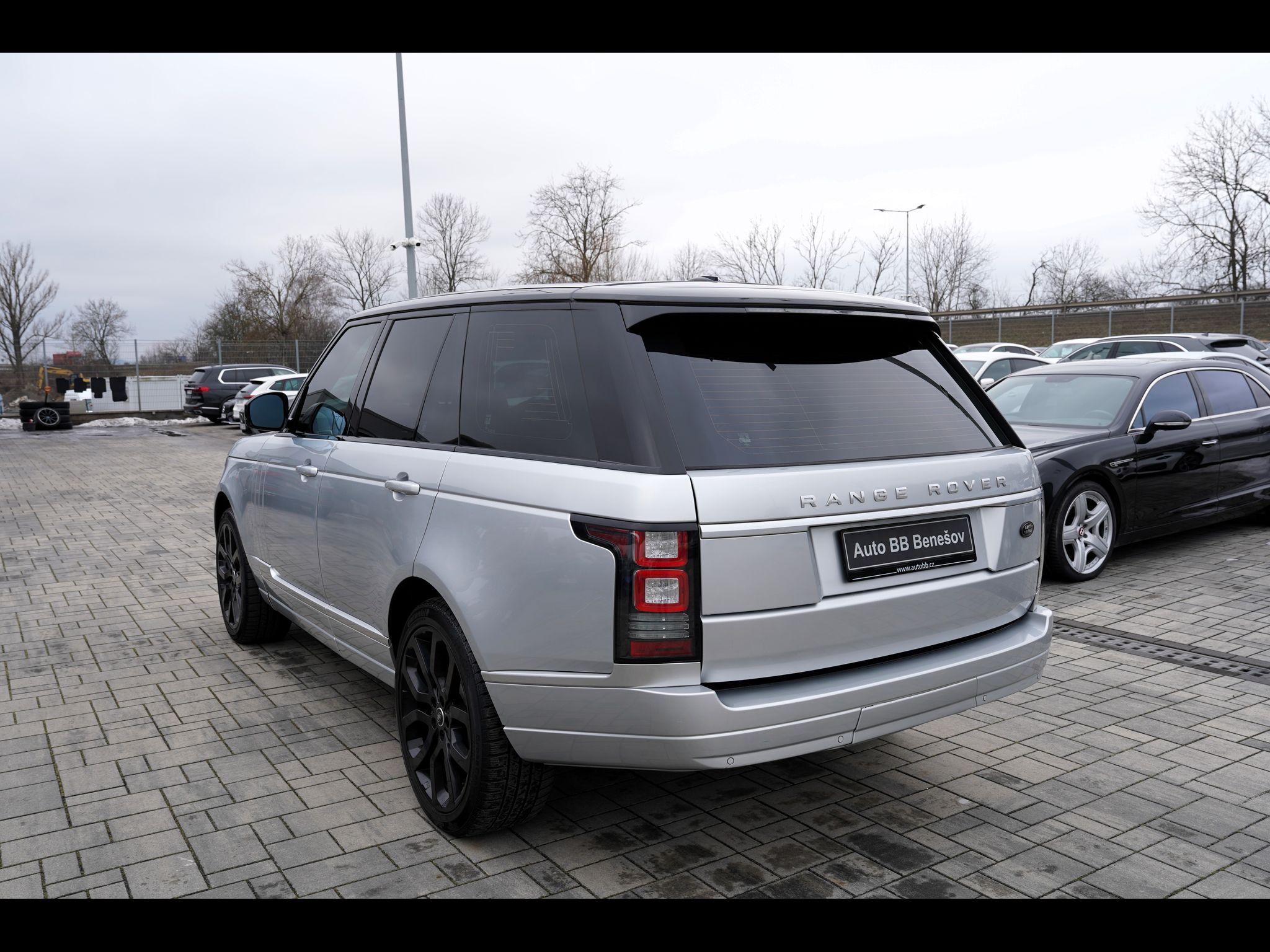 Land Rover Range Rover, 3.0 SDV6 Vogue/4x4/260 PS/ČR - fotka 4