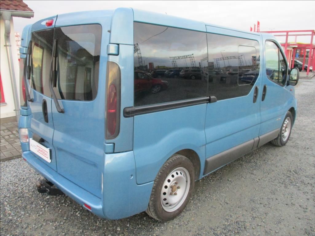 Renault Trafic, 2,5 DCi, 8 míst, klima, tažné, - fotka 5
