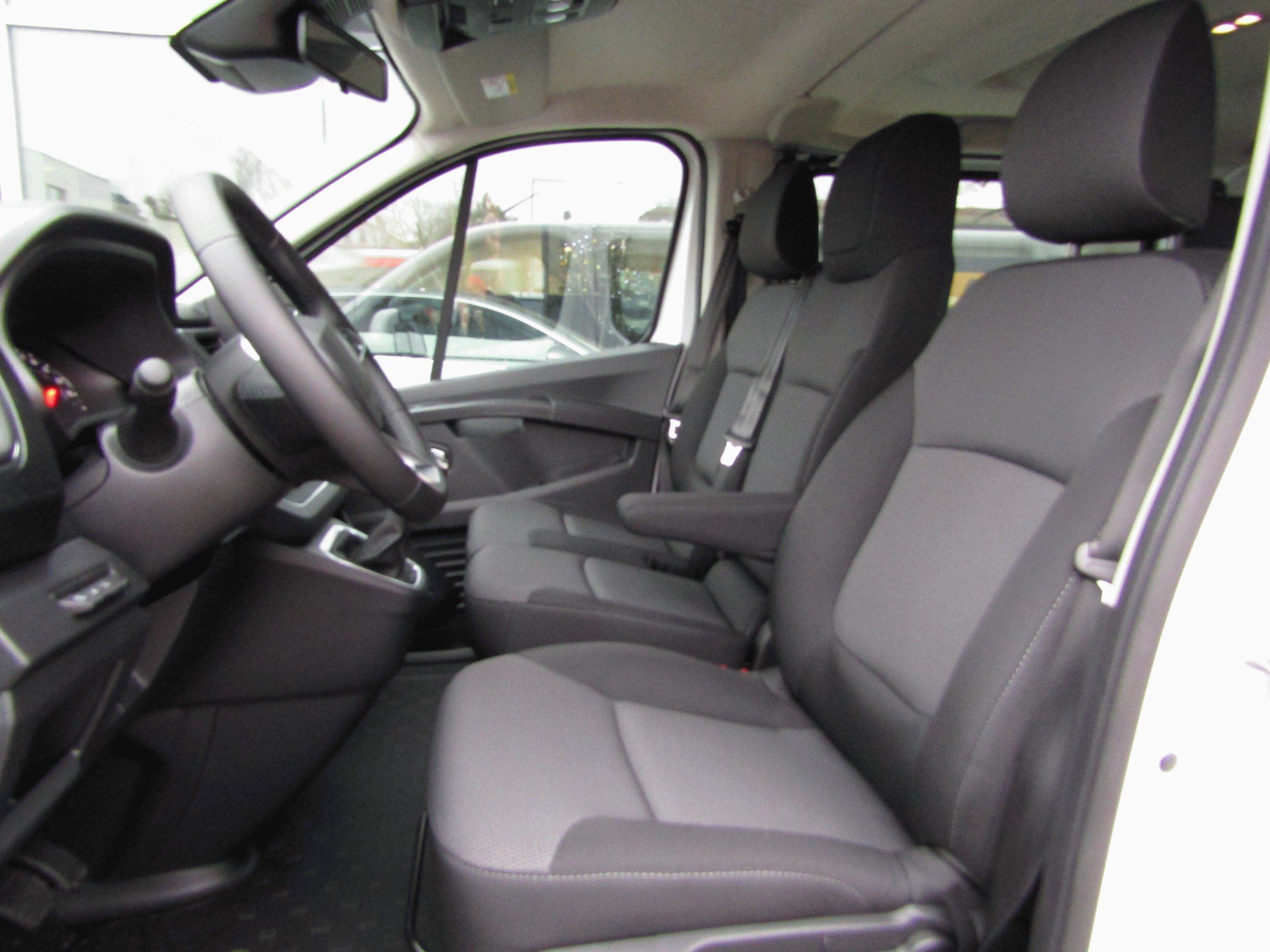 Renault Trafic, dCi 150k Combi Van 6 míst L2 - fotka 5