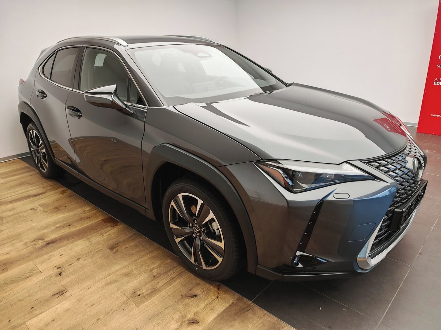 Lexus UX 300h, 300h Business TECH - fotka 3