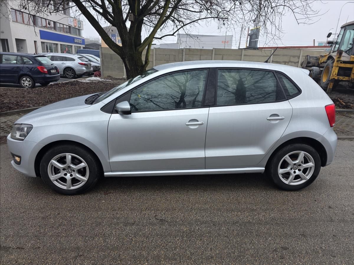 Volkswagen Polo, 1.4i 63KW DSG KLIMA 5.DV - fotka 3