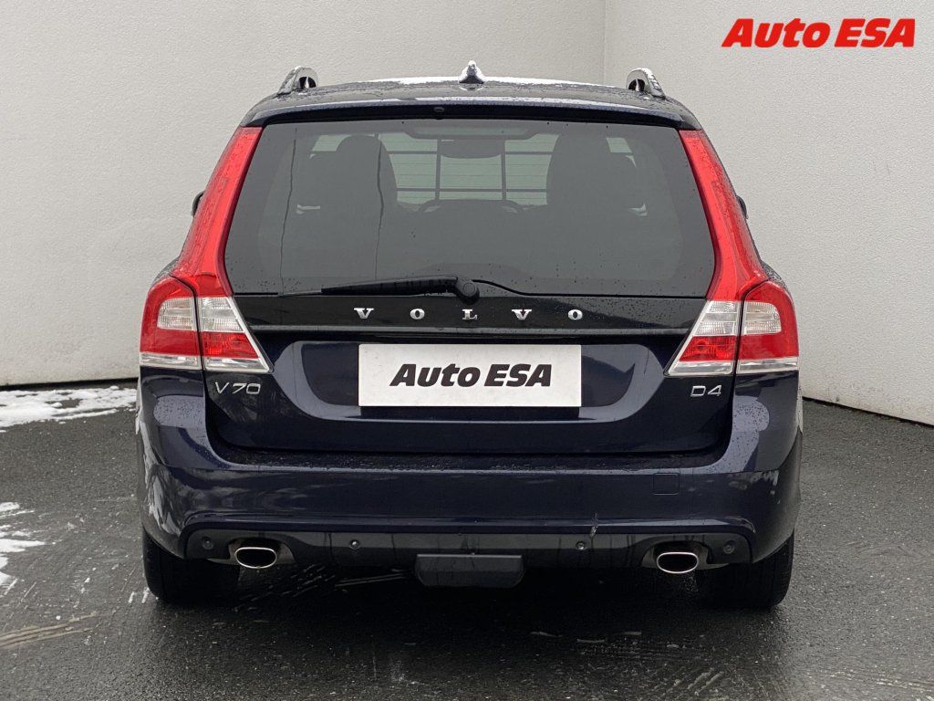 Volvo V70, 2.0 D4,Bixen,navi,kůže - fotka 5