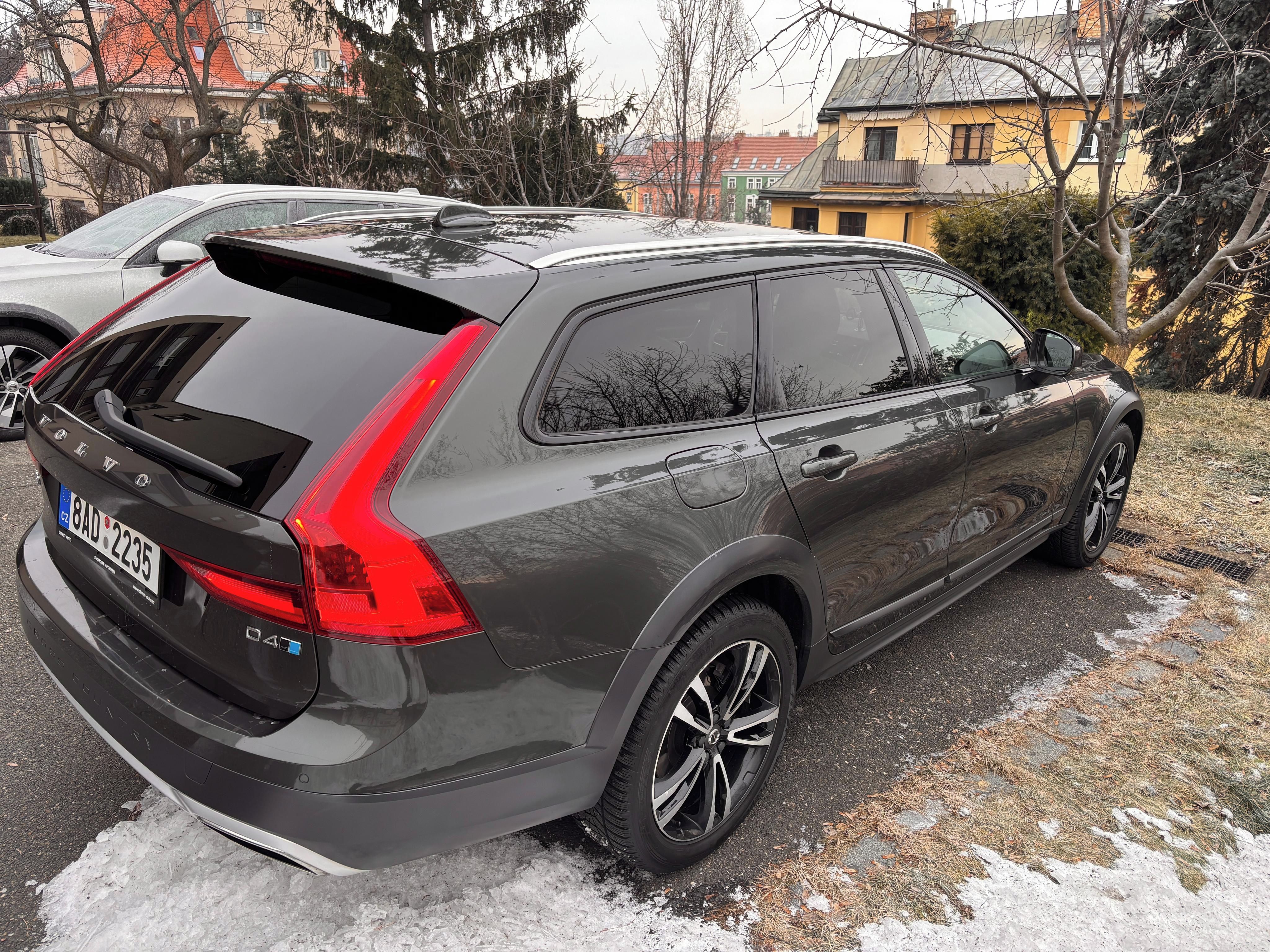 Volvo V90, Volvo V90 CC D4 AWD Polestar - fotka 6