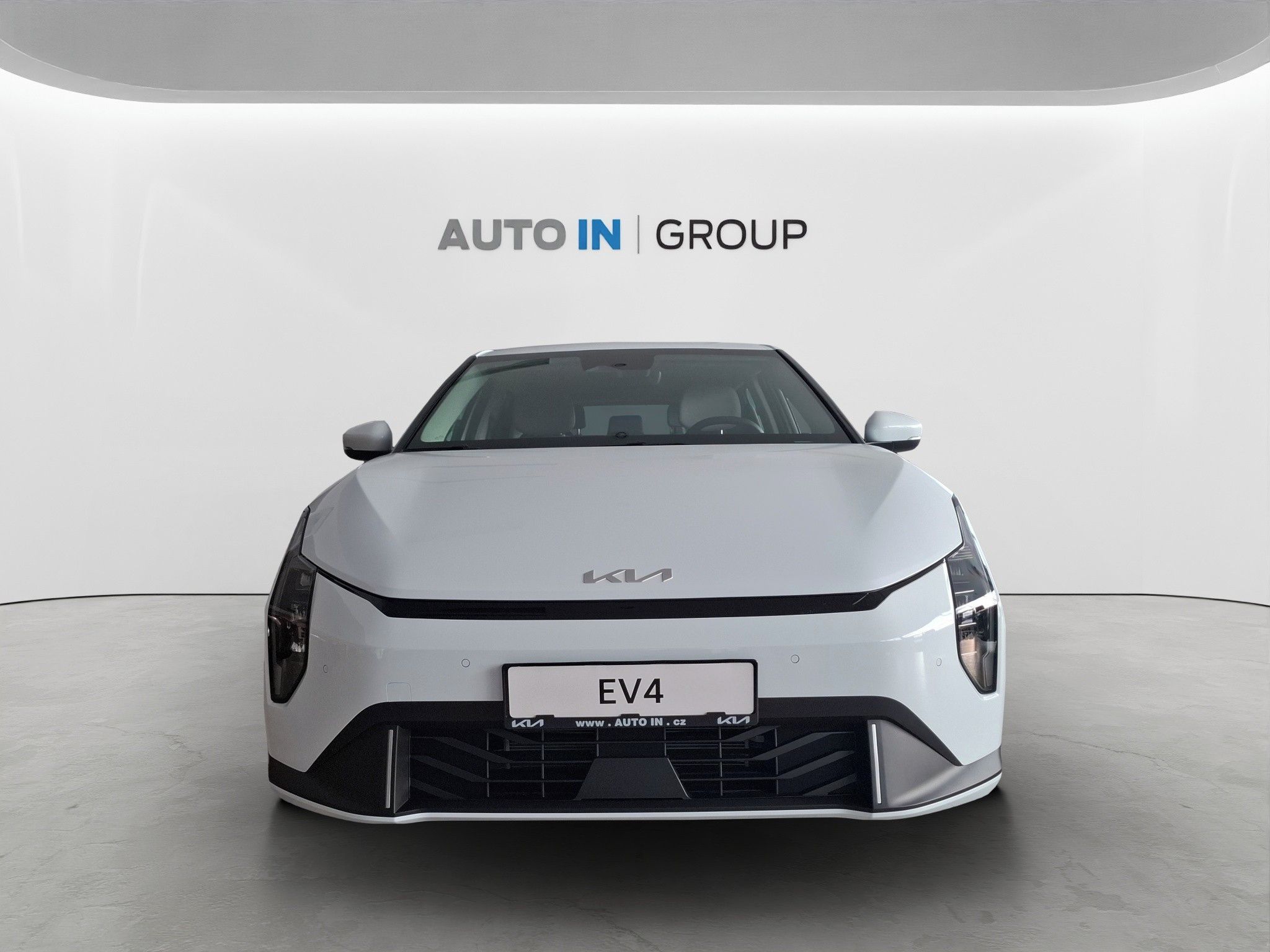 Kia EV4, SZ1 4x2 AIR 150 KW + 58,3 KWH - fotka 2