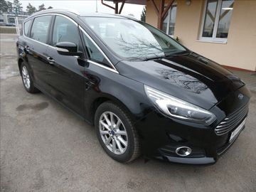 2,0 TDCi110kW Titanium,LED,DPH